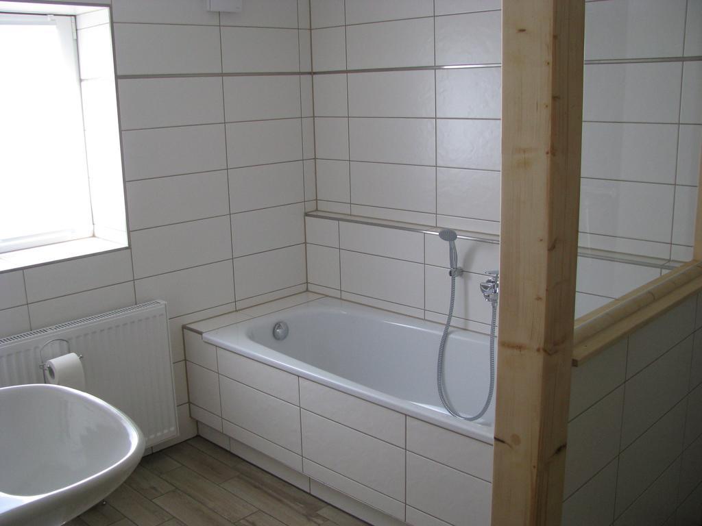 Ferienunterkuenfte Bossmann Apartment Steinhude Exterior foto